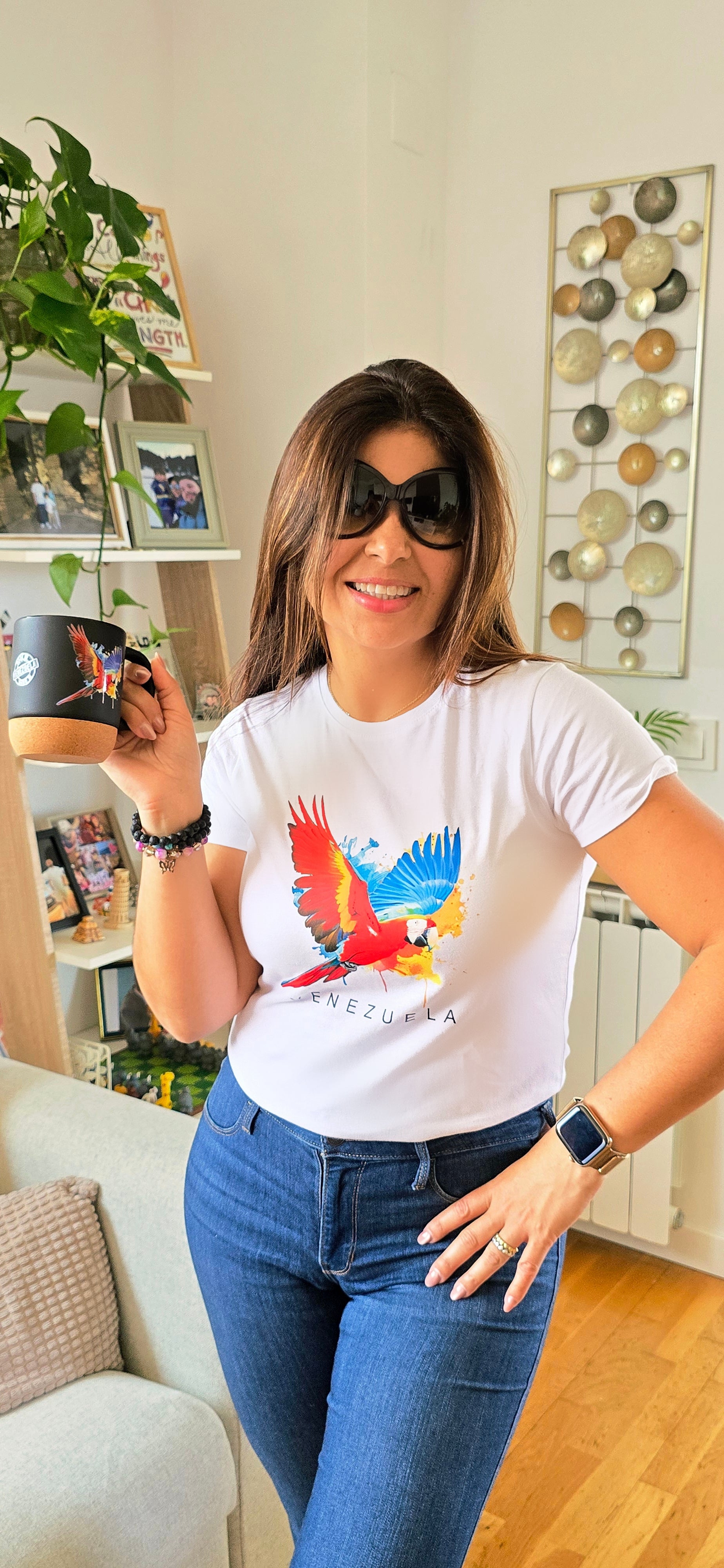 Camiseta Blanca Guacamaya Roja Venezuela