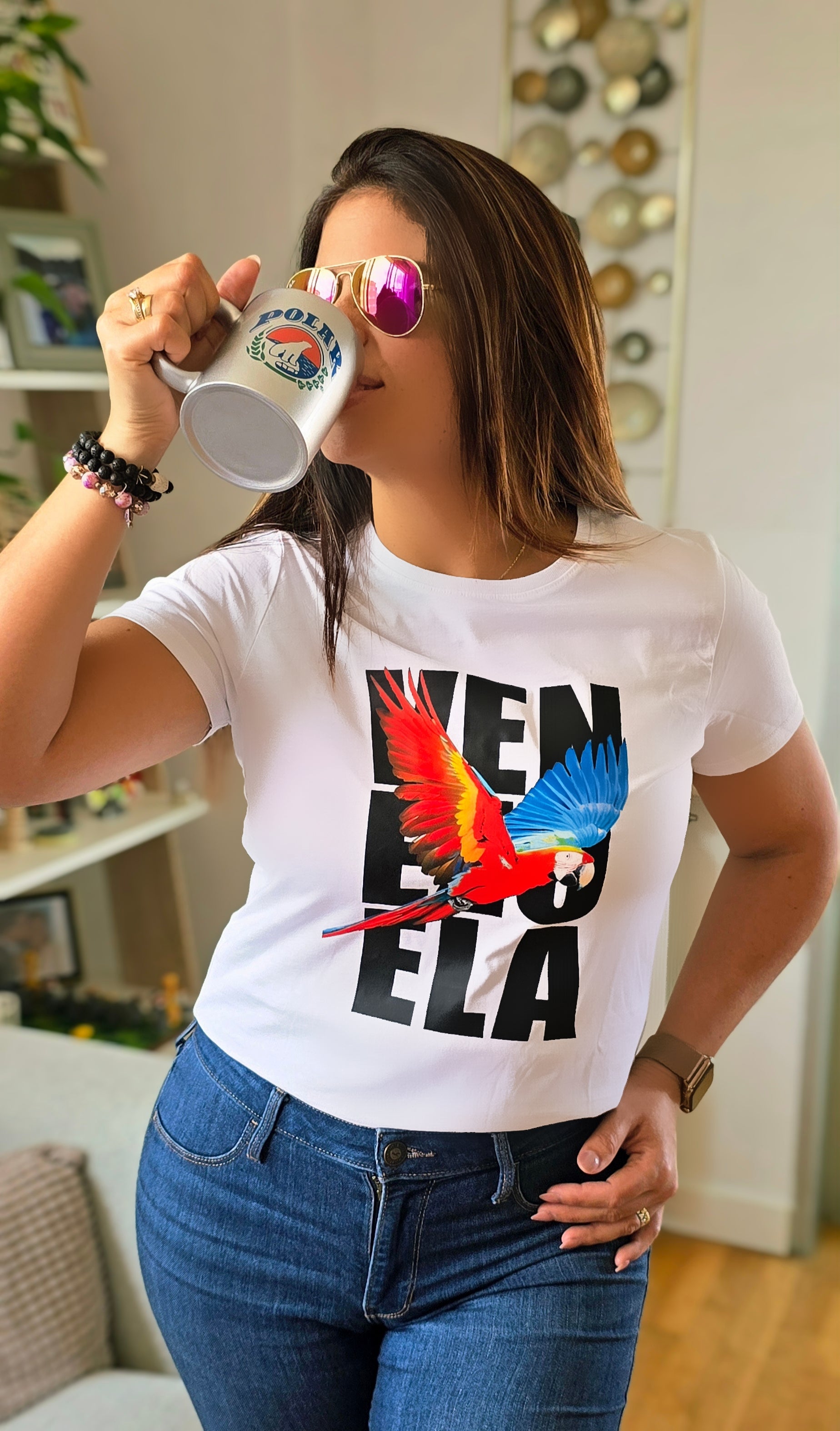 Camiseta Blanca Guacamaya Roja Venezuela