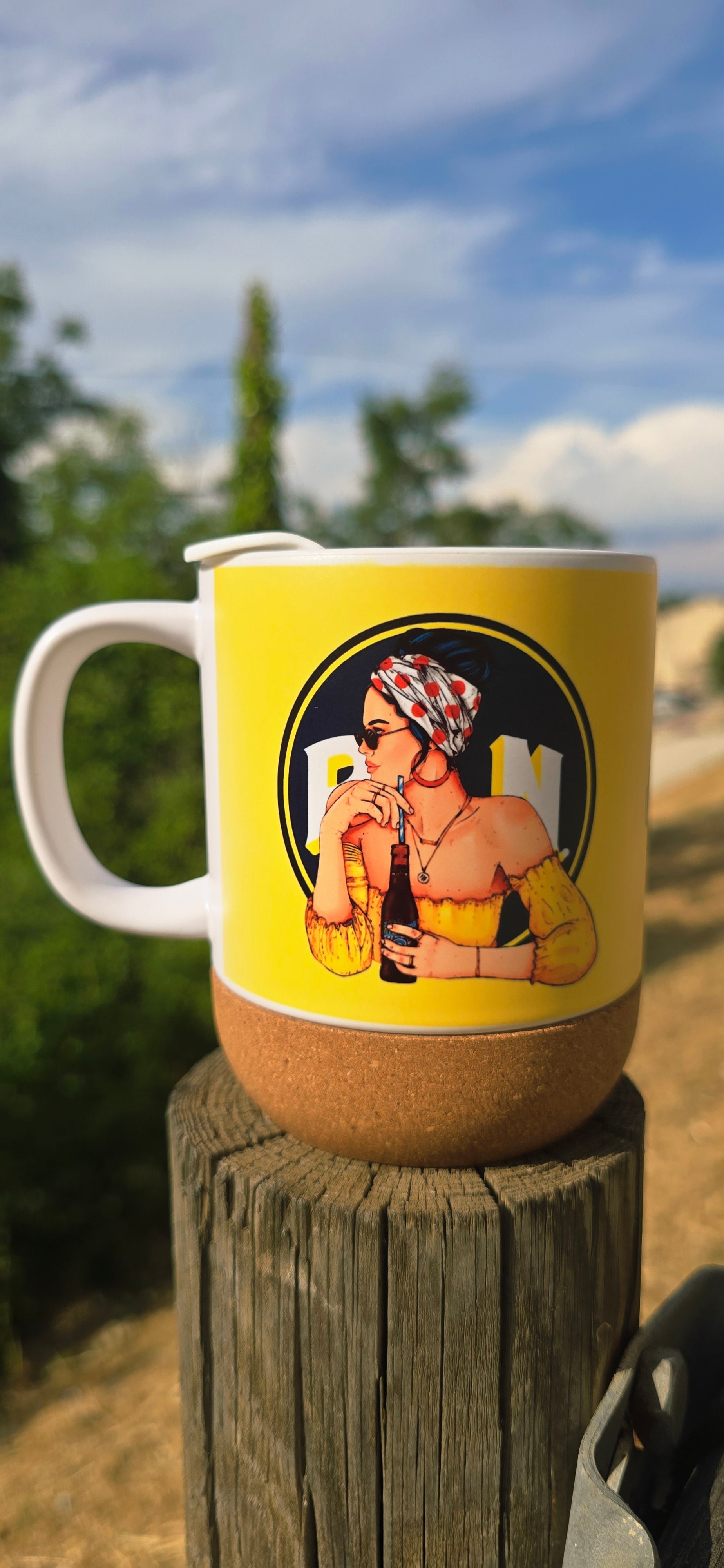 Taza Amarilla Chica Harina Pan con Malta