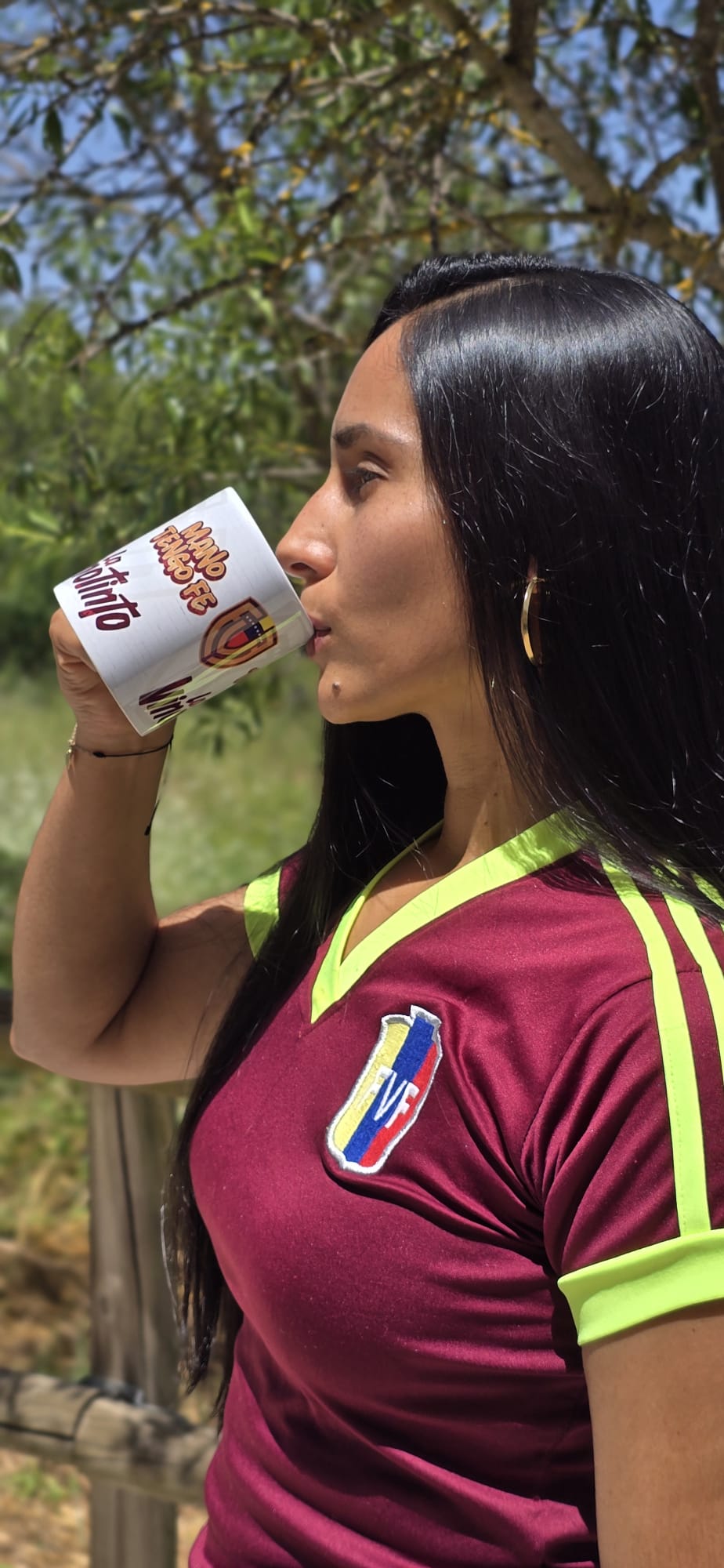 Taza Vinotinto